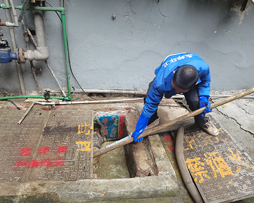 大新清掏化粪池